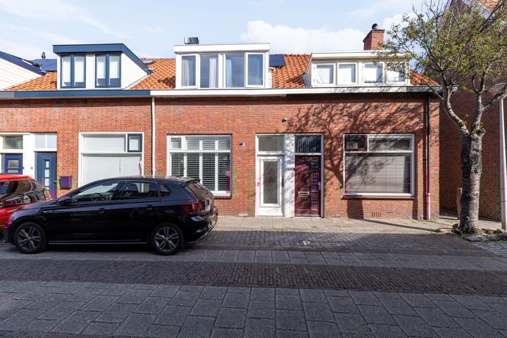 Photo of property Mr. de Fremerystraat 34, 's-Gravenzande