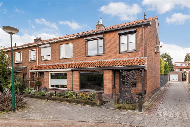 Mr. Dr. Schokkingstraat 23 in Veenendaal