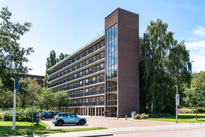 Mr. G. Groen van Prinstererlaan 251 in Amstelveen