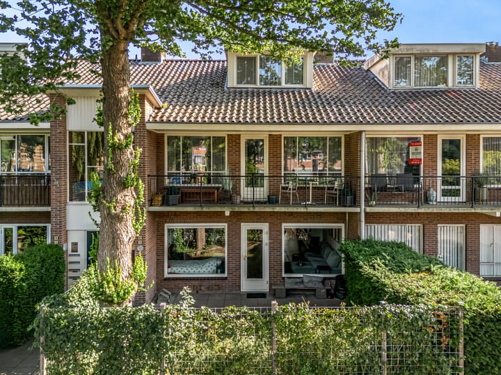 Mr. G. Groen van Prinstererlaan 79 in Amstelveen