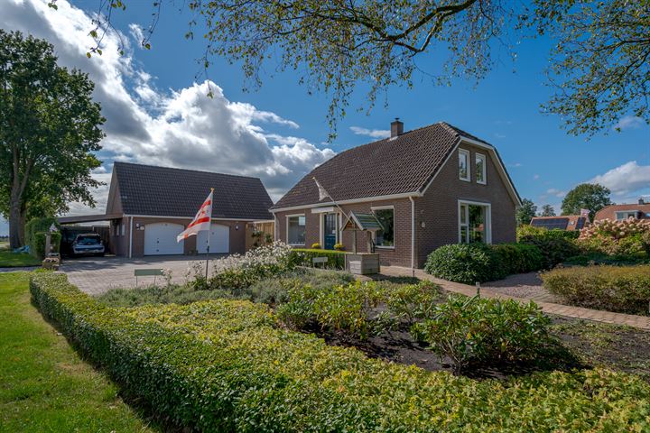 Photo of property Mr. Harm Smeengeweg 27, Witteveen