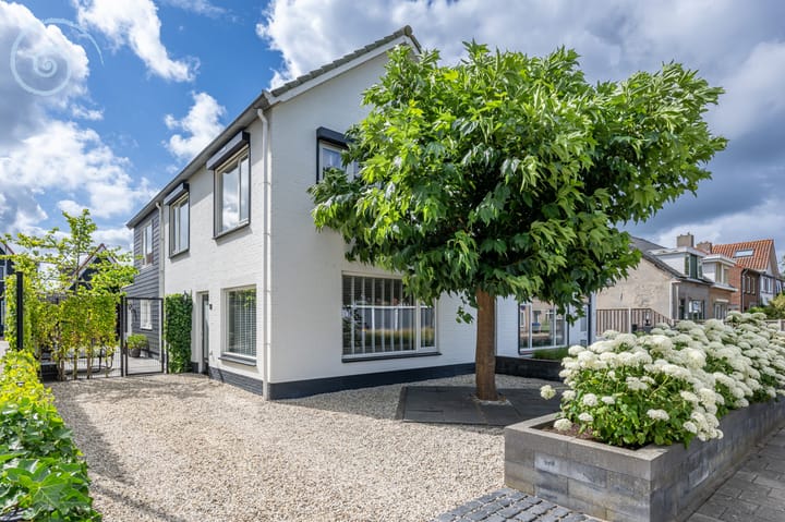 Mr Iman Caustraat 31 in Stellendam