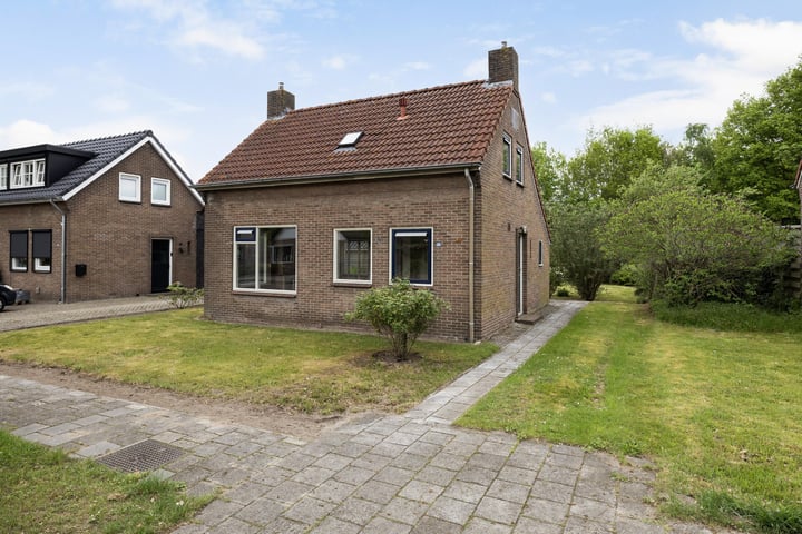 Mr. J. de Blieckweg 29 in Koekange
