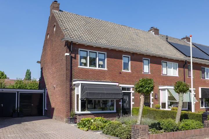 Mr. P.J. Troelstrastraat 43 in Hengelo