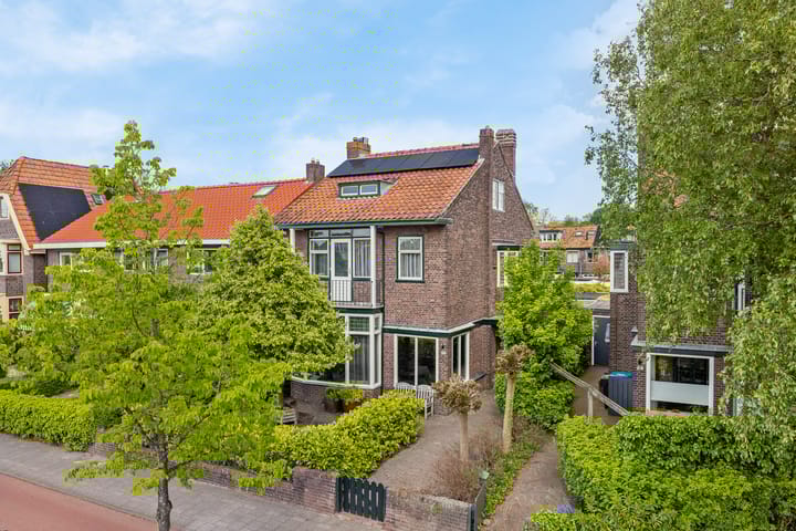 Mr. P.J. Troelstraweg 30 in Leeuwarden