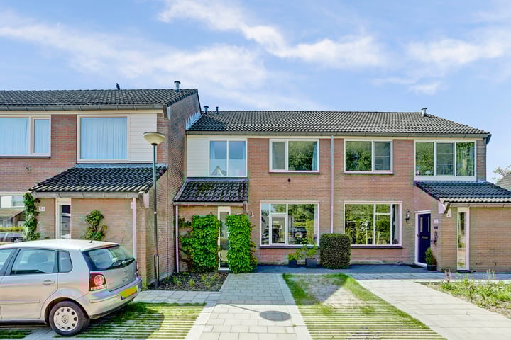 Mr. Simon Buijsstraat 38 in Geertruidenberg