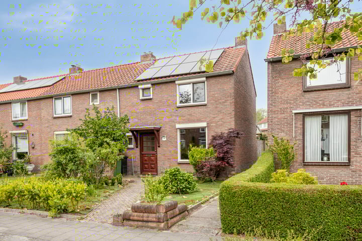 Mr. T.J. Verschuurstraat 38 in Best