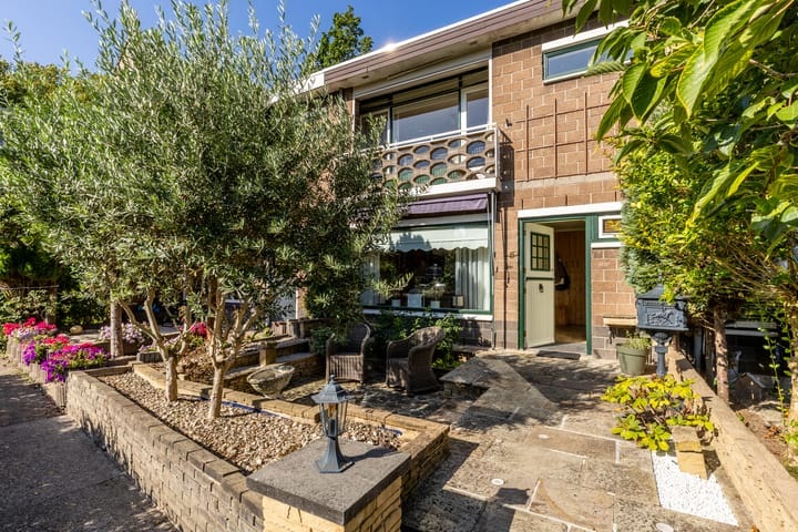 Photo of property Mr. Thorbeckestraat 5, Ridderkerk