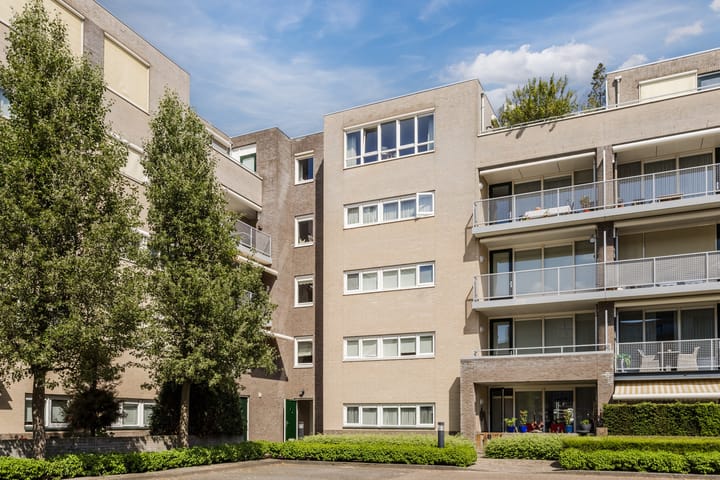 Mr. van Coothstraat 32 in Veghel