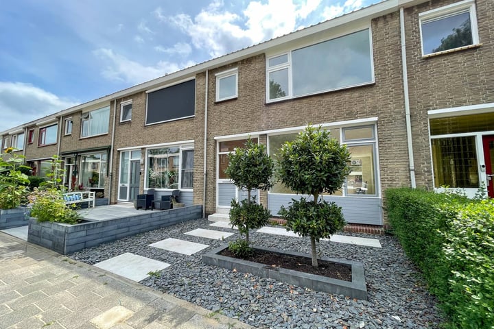 Mr. Van Houtenstraat 35 in Ridderkerk