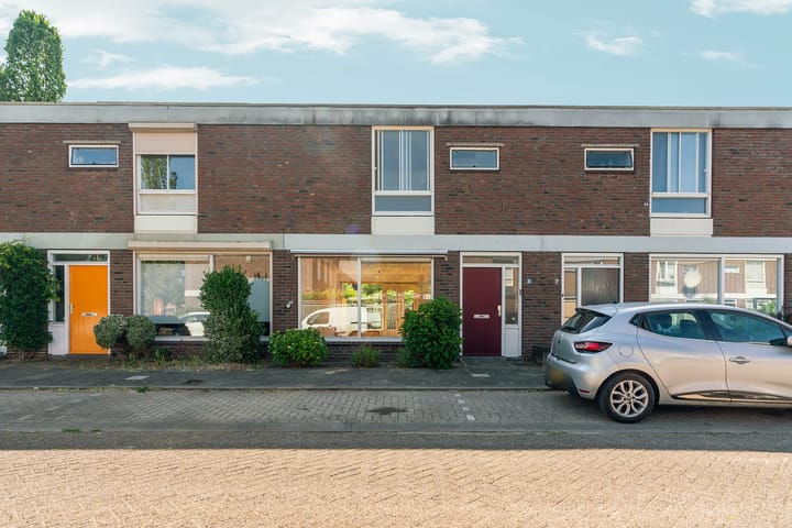 Photo of property Mr. van Houtenstraat 5, Nijmegen