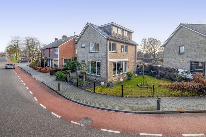 Photo of property Mr. Zigher ter Steghestraat 26, Steenwijk