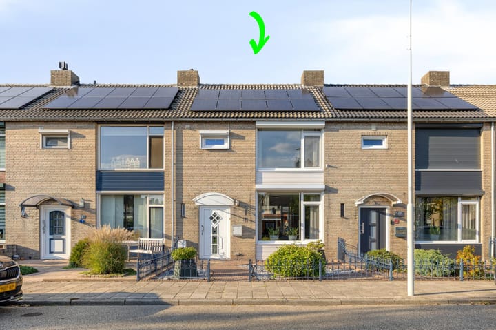 Multatulilaan 11 in Roosendaal