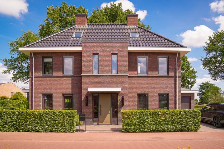 Munnikebeekhof 1 in Ederveen foto