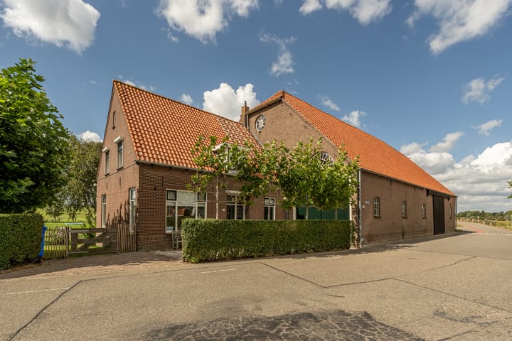 Munnikendijk 58 in Westmaas