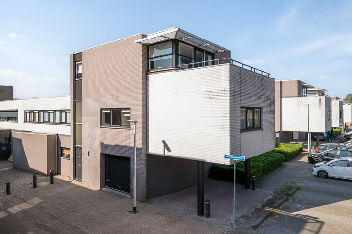 Photo of property Munstergeleenhof 1, Tilburg
