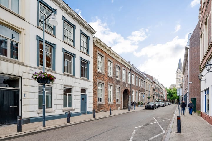 Munsterstraat 1 in Roermond