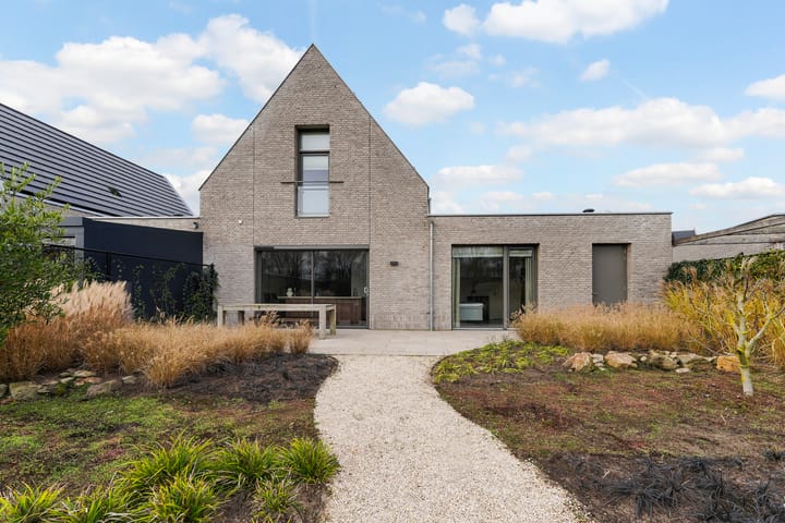 Murano 49 in Waalwijk