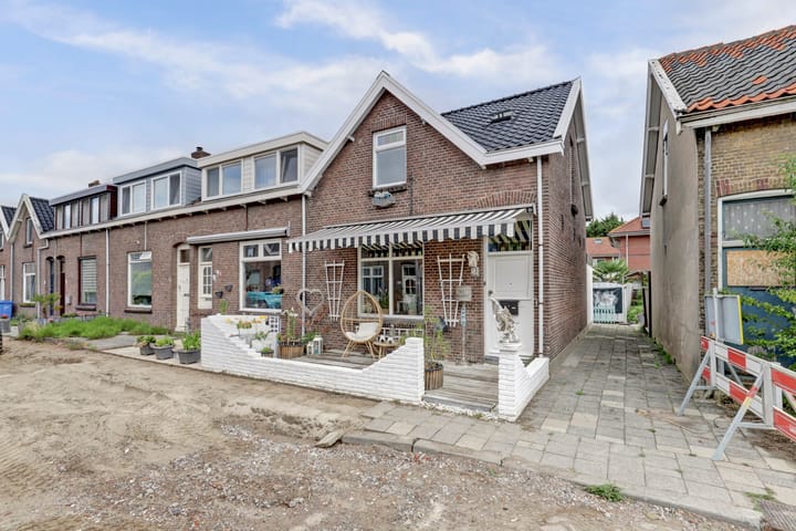 Murraystraat 13 in Pernis Rotterdam