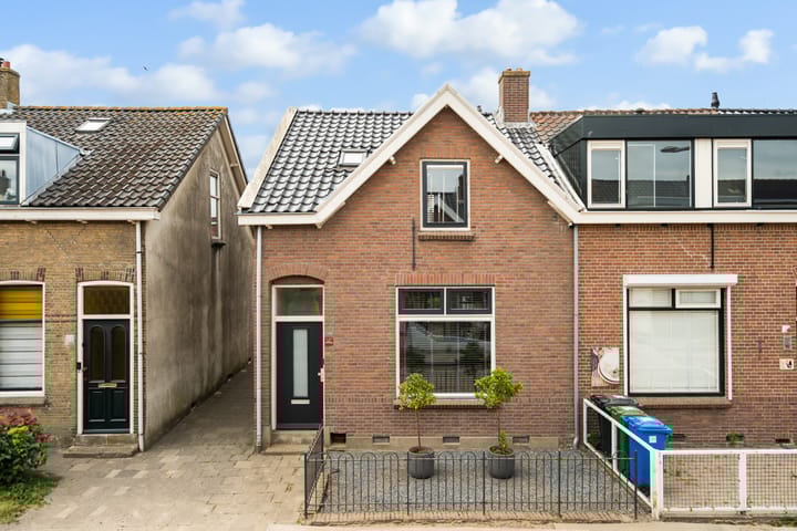 Murraystraat 14 in Pernis Rotterdam foto