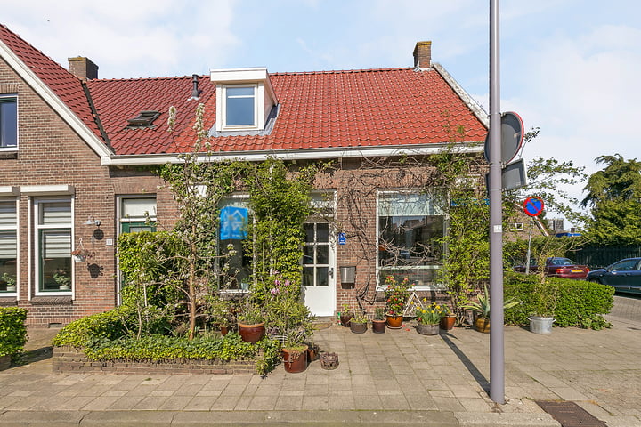 Murraystraat 33 in Pernis Rotterdam