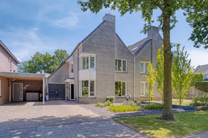 Muzenlaan 6 in Beek en Donk