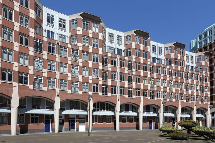 Muzenplein 32 in 's-Gravenhage
