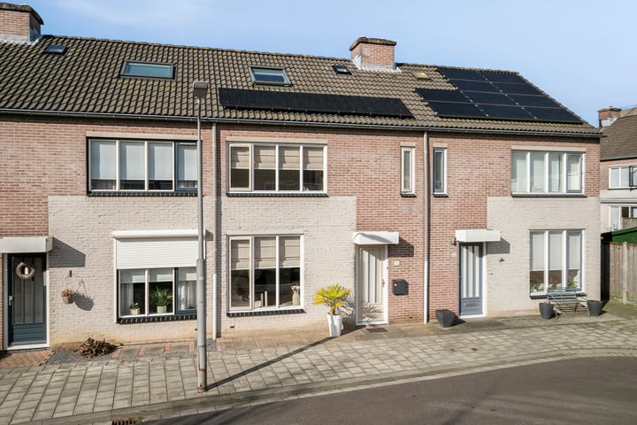 N.J. Hartestraat 13 in Terneuzen