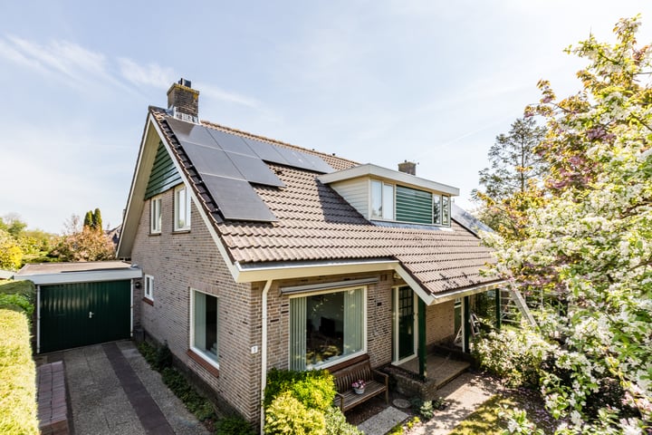 N.T. Hopmanstraat 1 in Schagerbrug