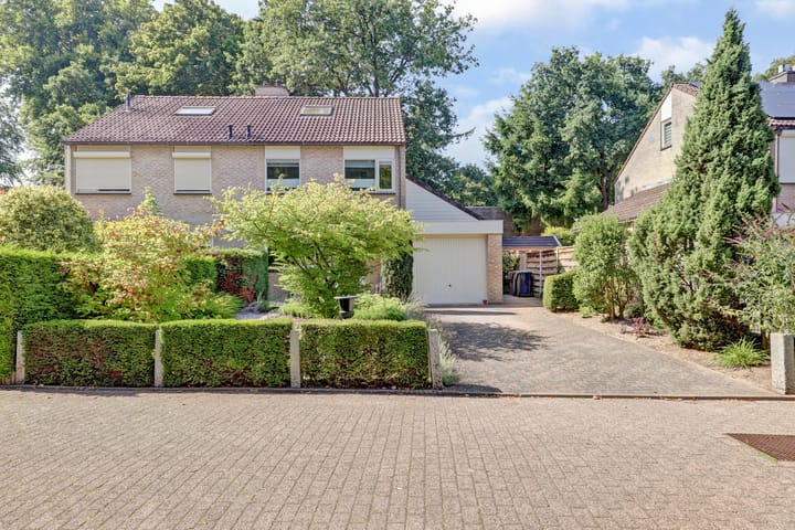 Naaldhof 10 in Nunspeet