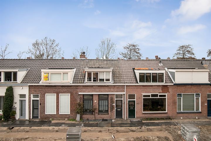 Naaldwijkseweg 162 in 's-Gravenzande