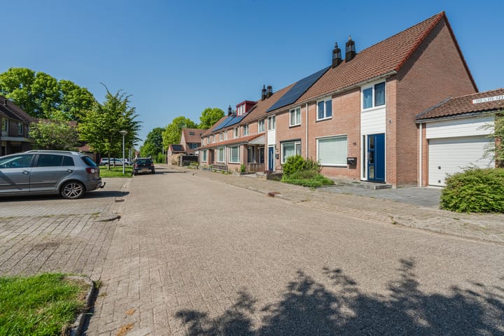 Nachtegaal 114 in Hoorn Foto