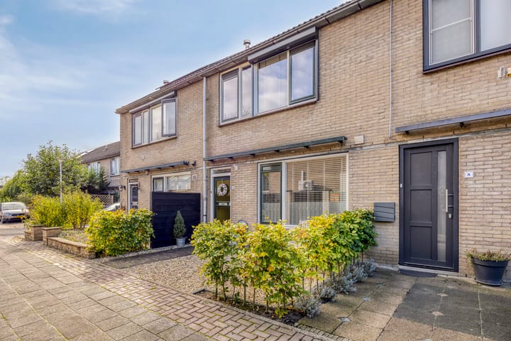 Nachtegaalstraat 10 in Sommelsdijk