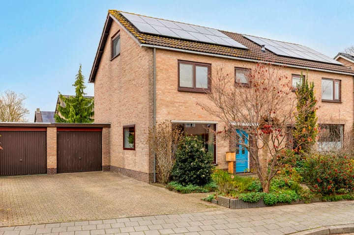 Nansenstraat 1 in Zetten