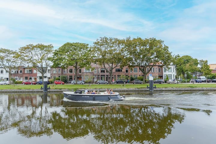 Nassaukade 25 in Rijswijk foto