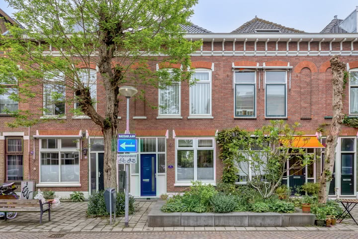 Nassaulaan 14 in Schiedam
