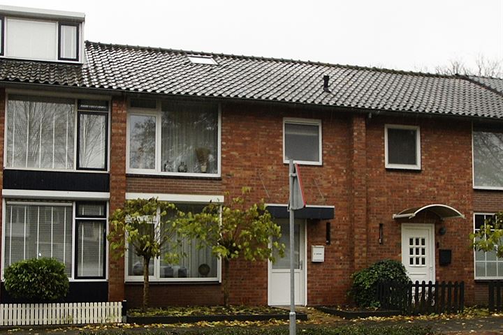 Nassaulaan 9 in Rijen