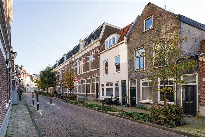 Nassaustraat 25-ZW in Haarlem