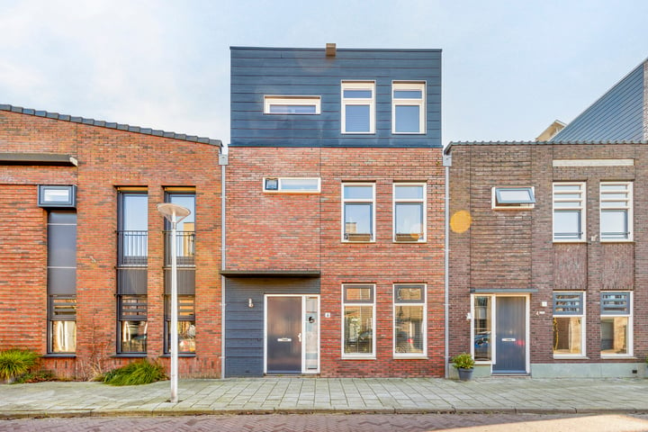 Nassaustraat 6 in Enschede