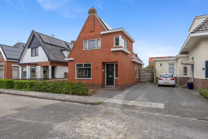 Nassaustraat 7 in Baflo