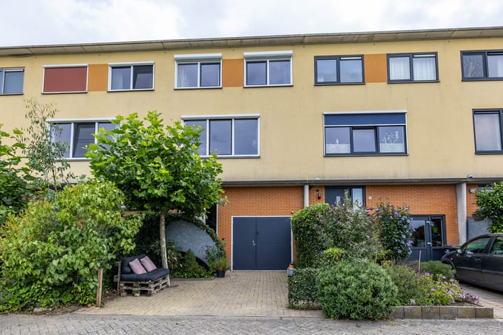 Photo of property Natalie Barneykade 16, Groningen