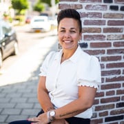 Foto van Nathalie Rapmund, Commercieel Medewerker bij Alpina Rijnsburg (voorheen De Leeuw Makelaardij)