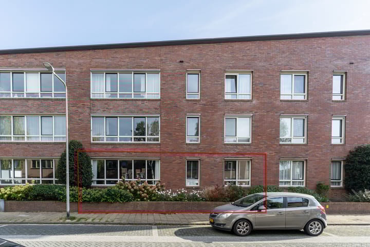 Nelson Mandelalaan 24 in Zeist