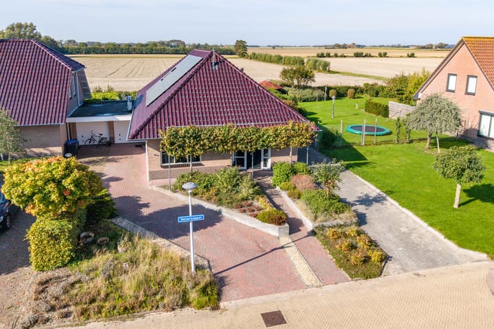 Photo of property Netarisappel 23, St.-Annaparochie