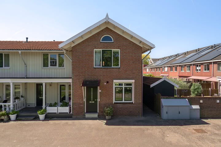 Nico van der Valkpad 3 in Rotterdam