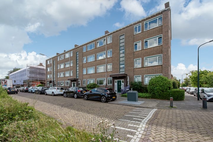 Nicolaas Beetslaan 284 in Voorburg