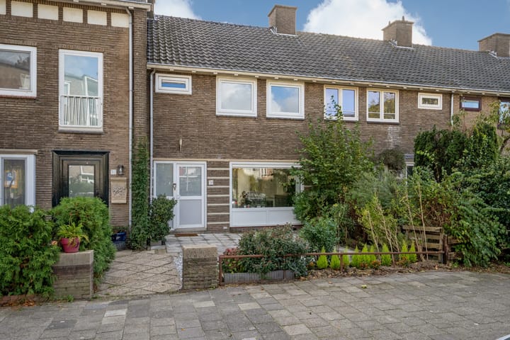 Nicolaas Beetslaan 30 in Voorburg
