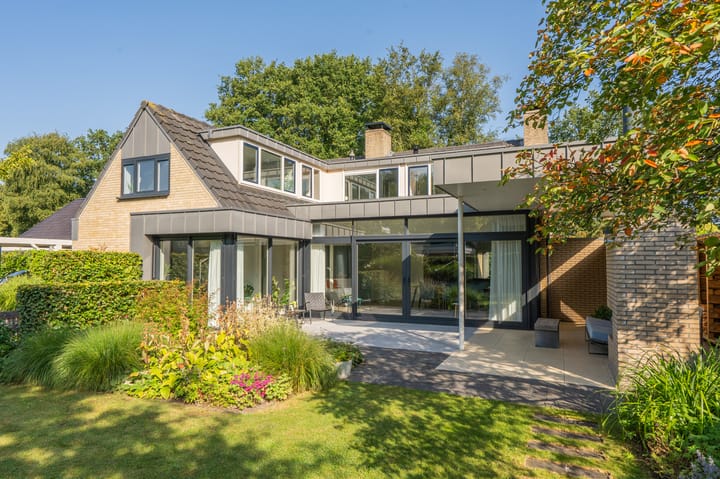 Photo of property Nicolaas Beetslaan 6, Assen