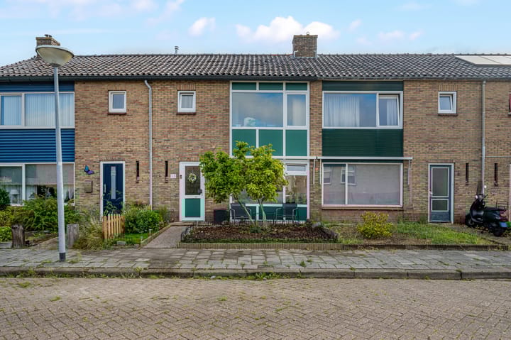 Nicolaas Beetsstraat 4 in Winschoten