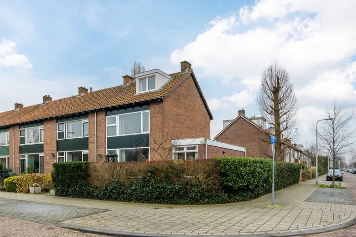 Nicolaas Maeskade 19 in Voorschoten